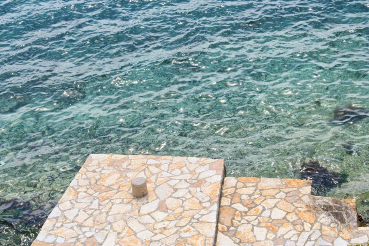Apartments By The Sea Mandre, Pag - 4101 Kolan Luaran gambar