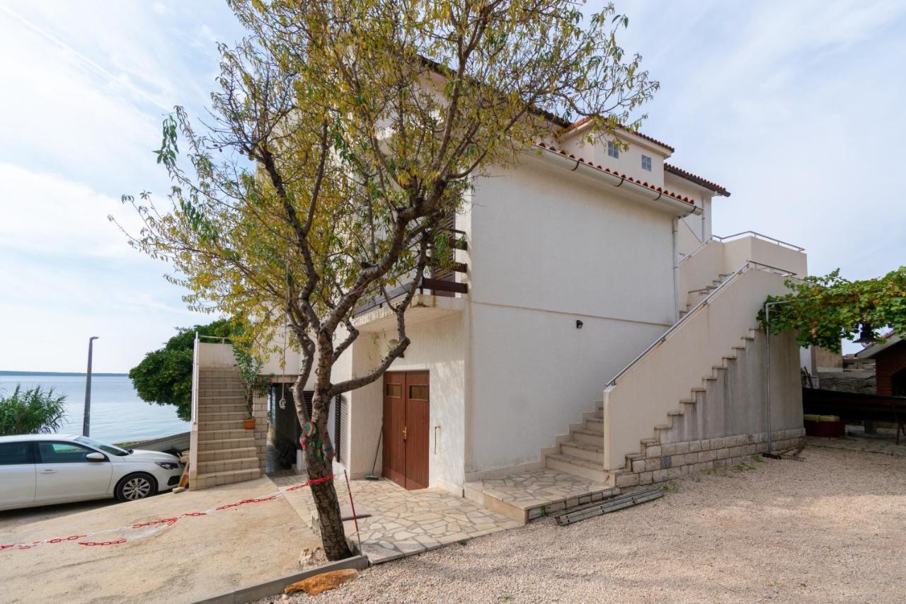 Apartments By The Sea Mandre, Pag - 4101 Kolan Luaran gambar