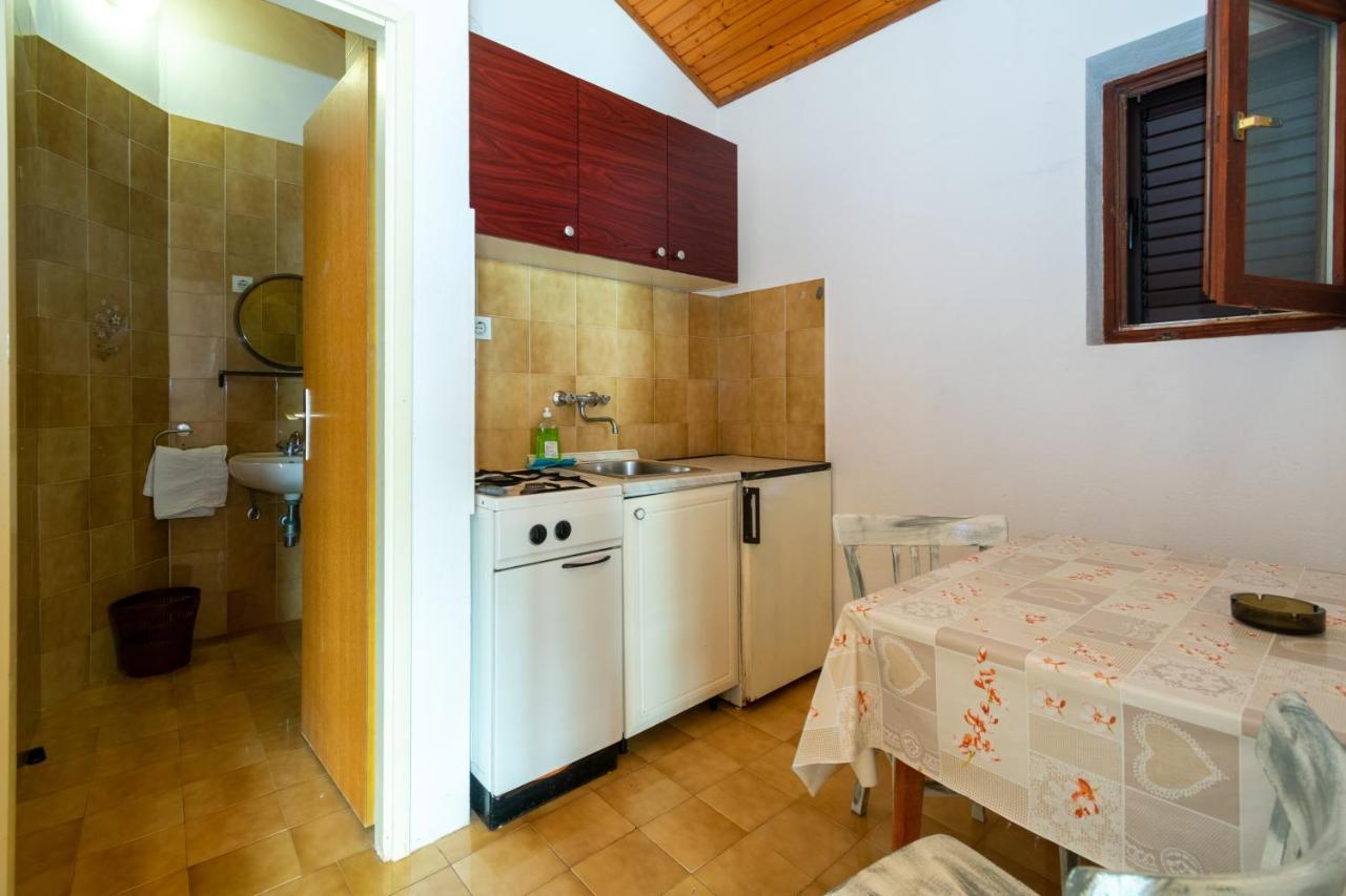 Apartments By The Sea Mandre, Pag - 4101 Kolan Luaran gambar
