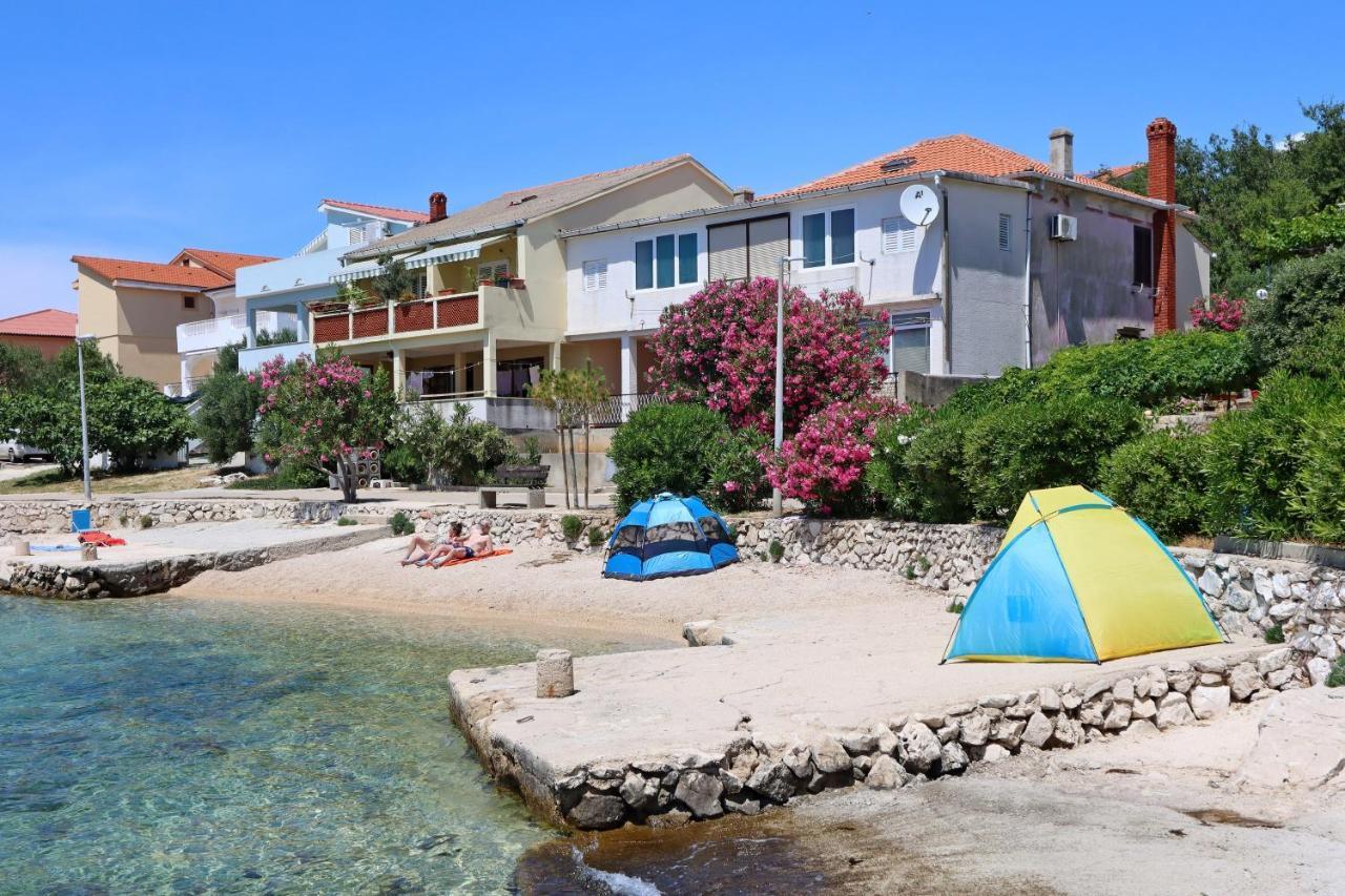 Apartments By The Sea Mandre, Pag - 4101 Kolan Luaran gambar